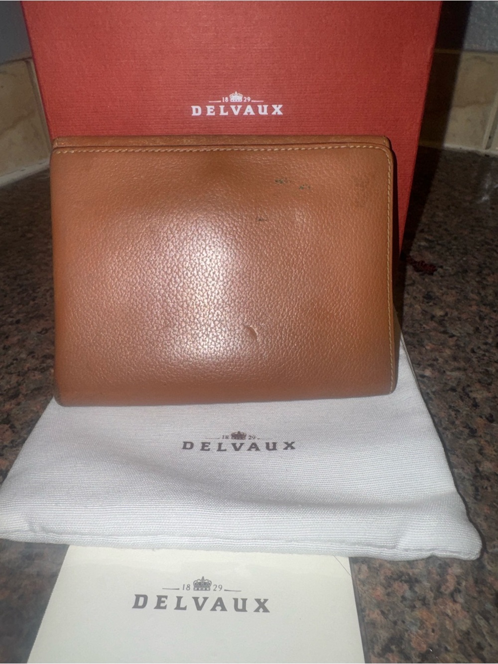 Delvaux Leather compact Wallet full inclusion with COA. - Picture 3 of 11